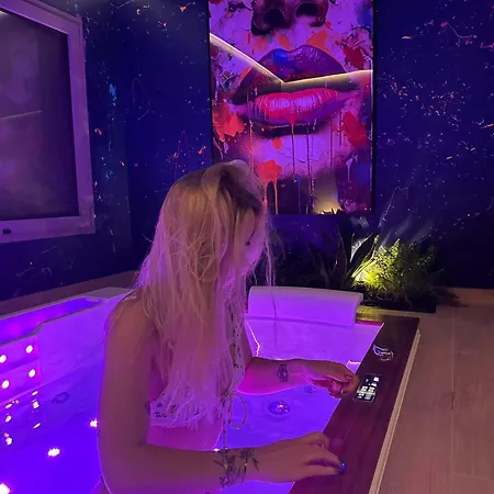 Avec Jacuzzi Privatif Loft Sensation Romantique Holiday home