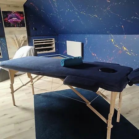Holiday home Avec Jacuzzi Privatif Loft Sensation Romantique Renwez