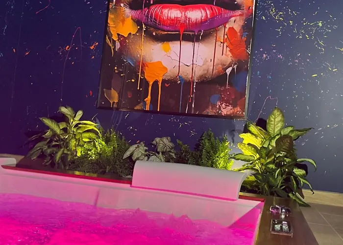 Love Room Avec Jacuzzi Privatif Loft Sensation Romantique * Renwez
